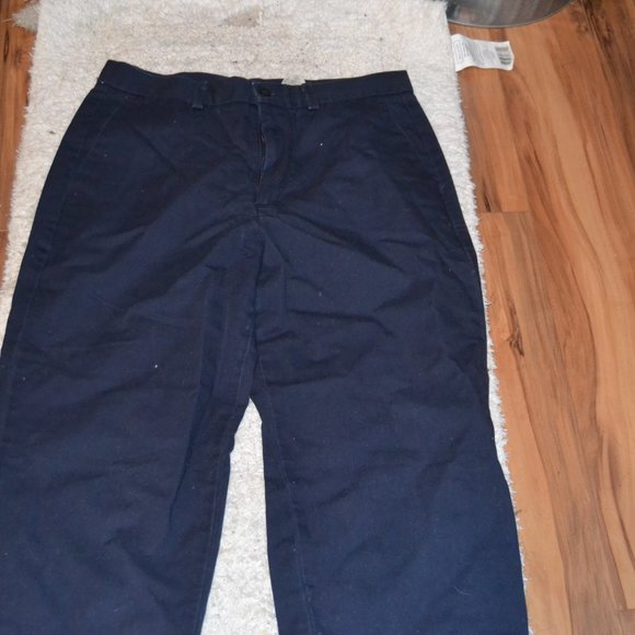 Docker's Size 10M - Picture 4 of 4